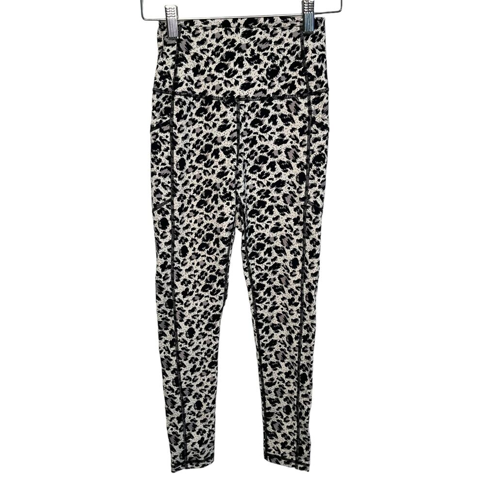 Zyia Active Legging Black White Snow Leopard Print Brilliant Pocket Workout  2